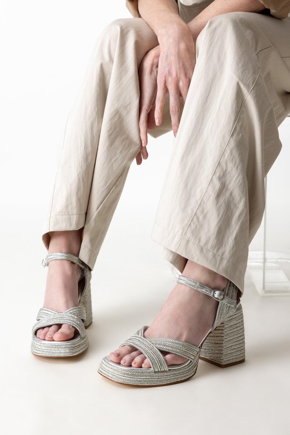 Valle Sandal-PLATINO-36-SHOESANDAL-CASTANER