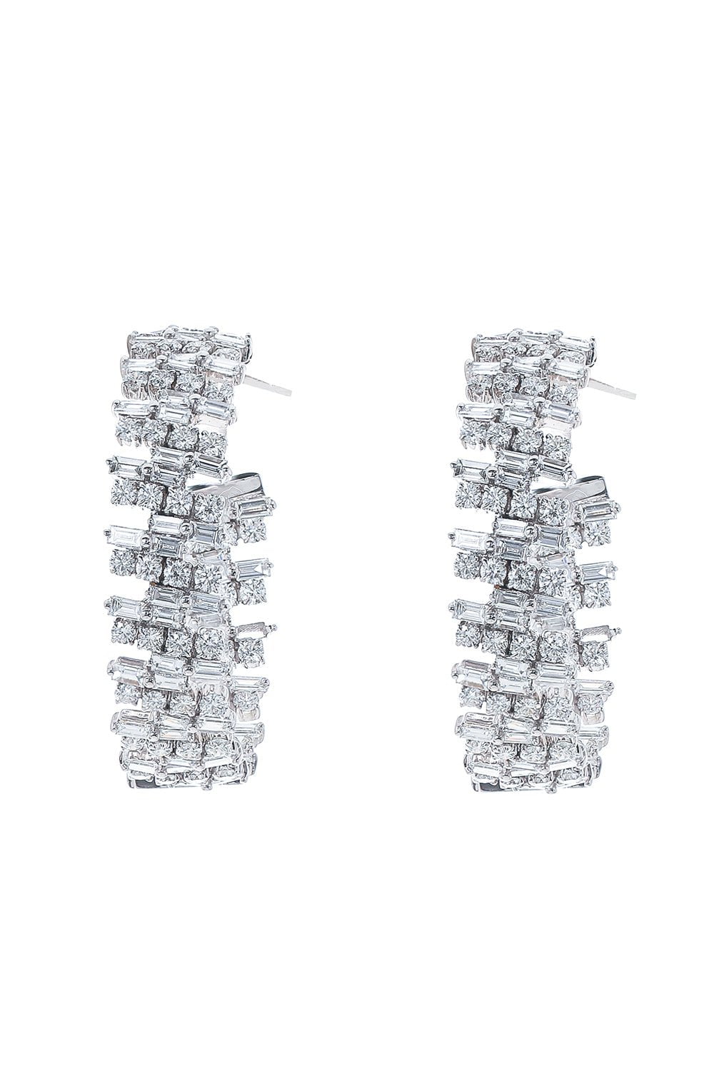 ARUNASHI-Step Up Diamond Hoop Earrings-WHITE GOLD