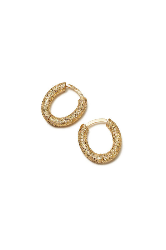 CAROLINA BUCCI-Florentine Finish Oval Huggy Earrings-YELLOW GOLD