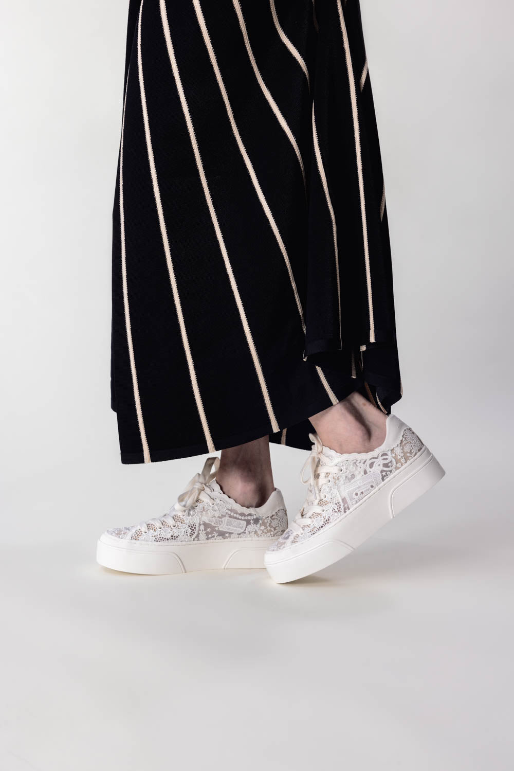 ZIMMERMANN-Pixie Low Sneaker-